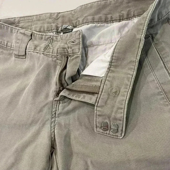 The North Face Shorts Gray Chino Hiking Outdoor Bermuda Slash Pocket Women’s 10 - Picture 4 of 6